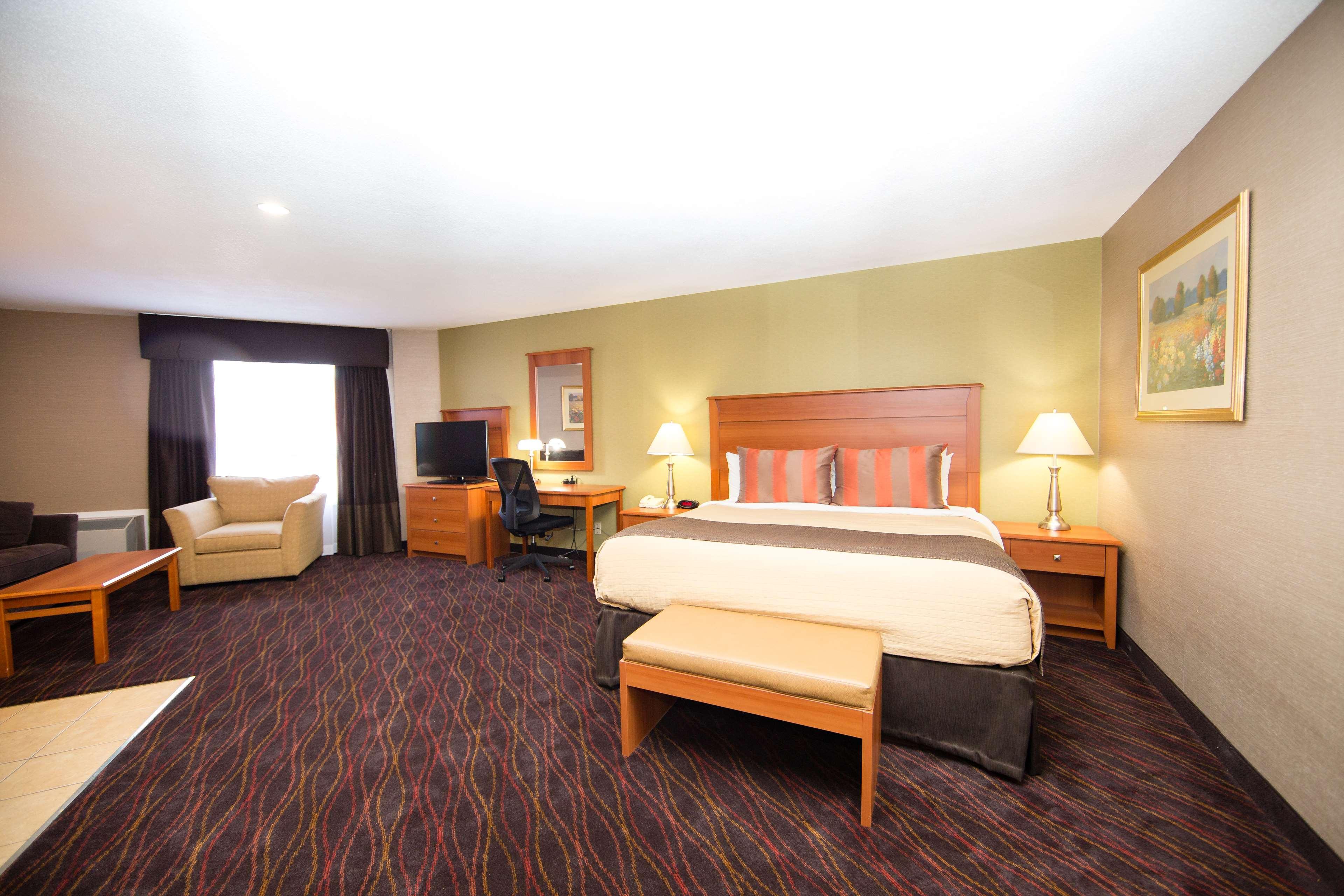Best Western Plus Ottawa Kanata Hotel And Conference Centre Exteriör bild