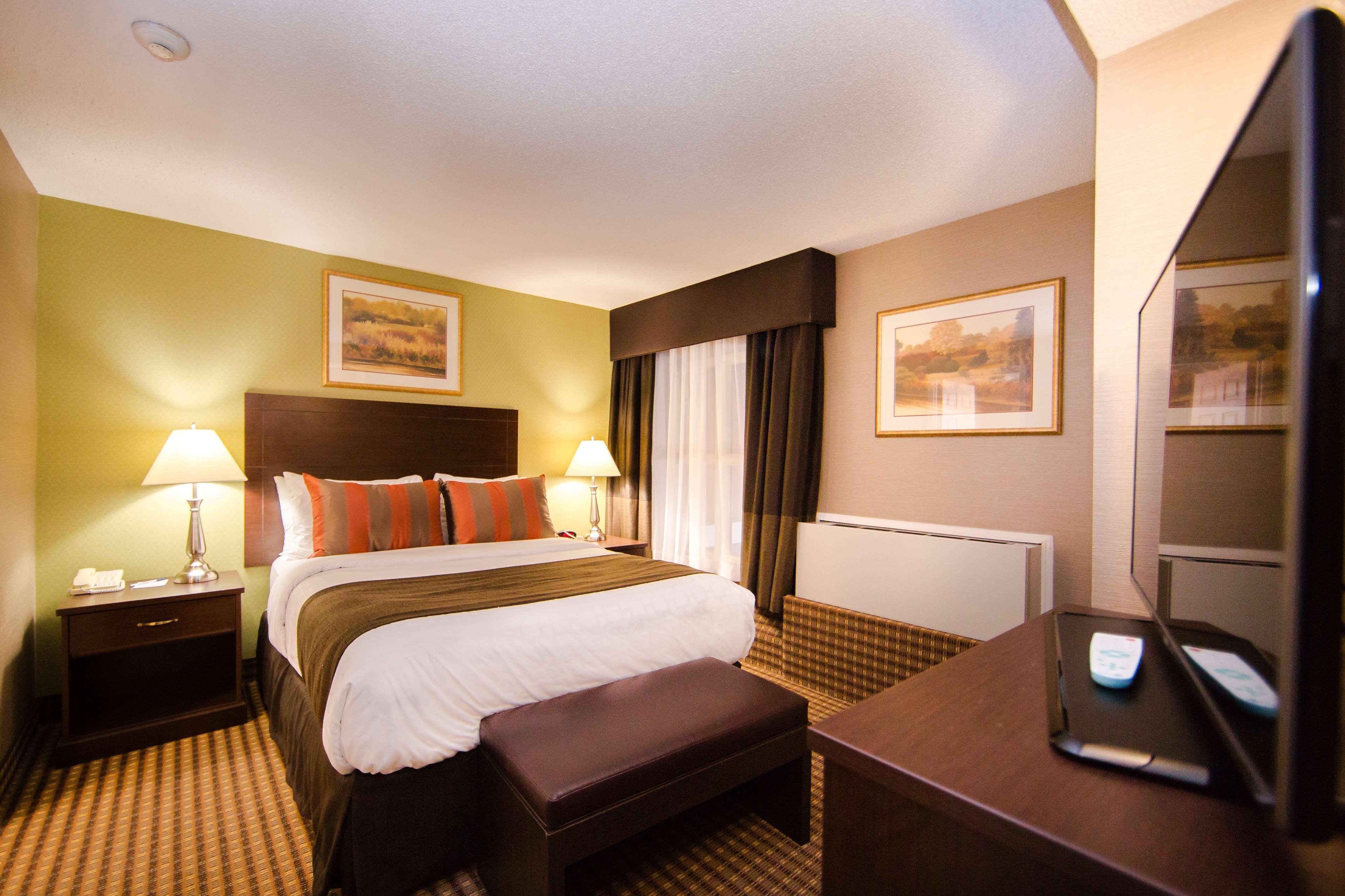 Best Western Plus Ottawa Kanata Hotel And Conference Centre Exteriör bild