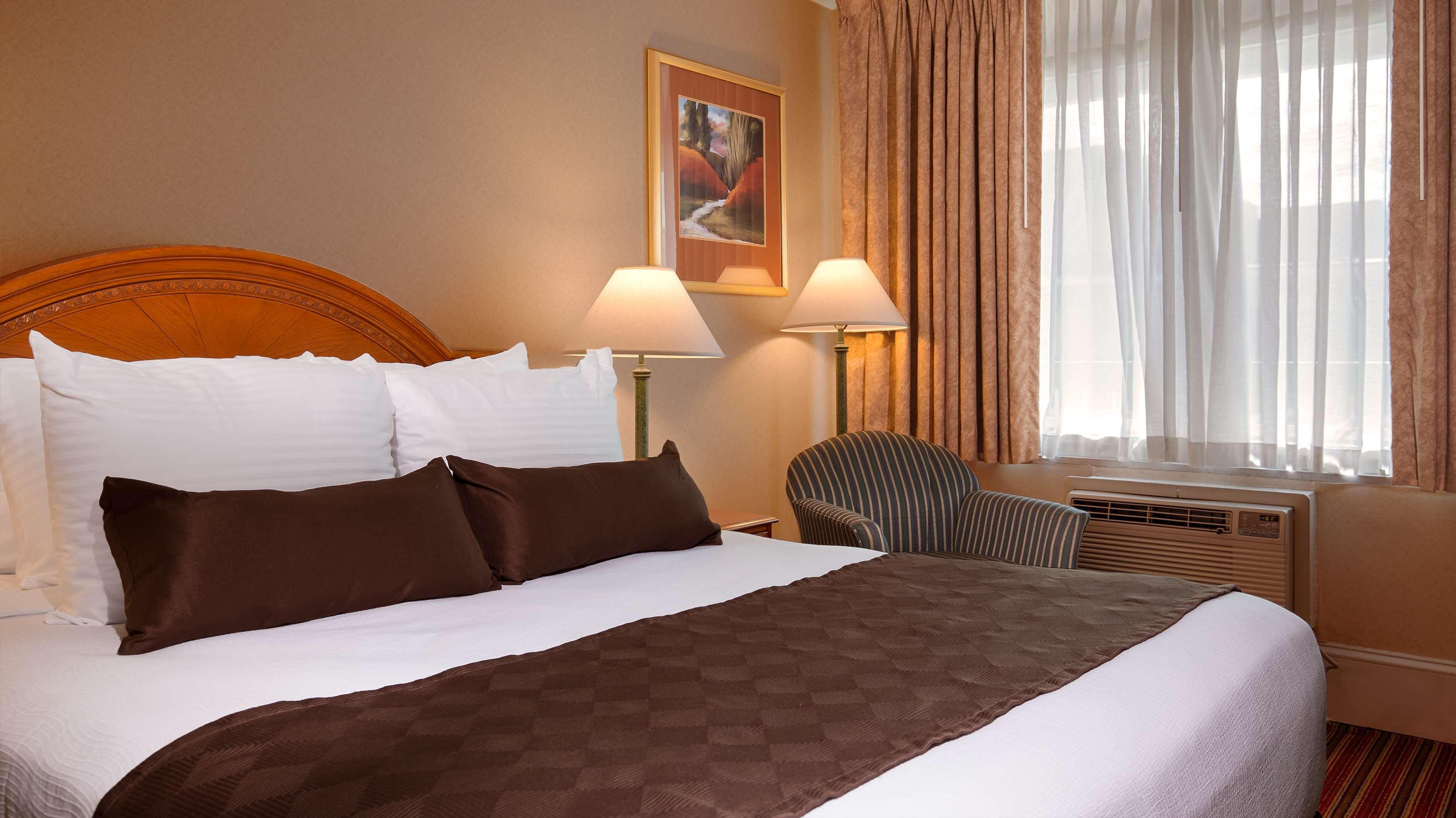 Best Western Plus Ottawa Kanata Hotel And Conference Centre Exteriör bild