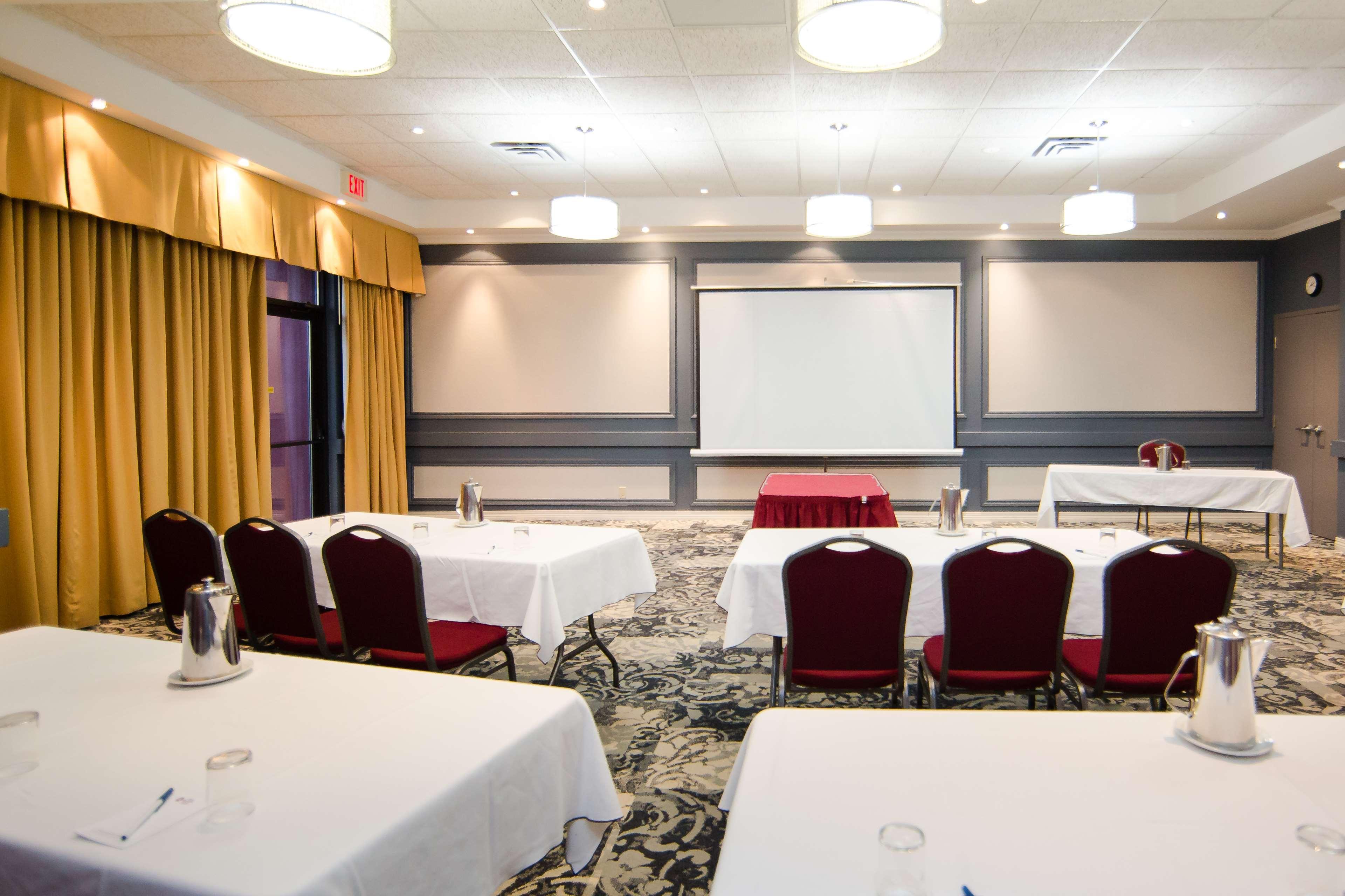 Best Western Plus Ottawa Kanata Hotel And Conference Centre Exteriör bild