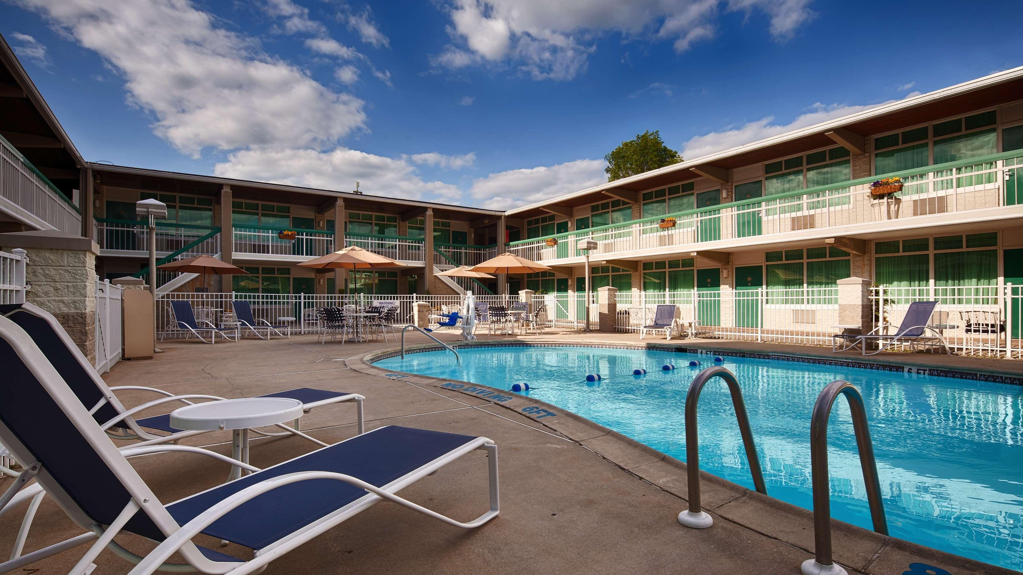 Best Western Plus Ottawa Kanata Hotel And Conference Centre Exteriör bild