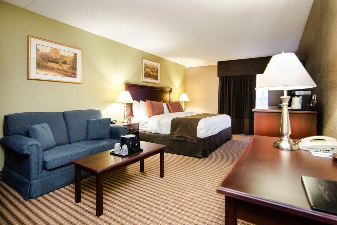 Best Western Plus Ottawa Kanata Hotel And Conference Centre Exteriör bild
